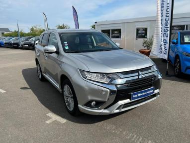 Voir le détail de l'offre de cette MITSUBISHI Outlander PHEV Twin Motor Business 4WD Euro6d-T EVAP 5cv de 2019 en vente à partir de 20 990 € 
