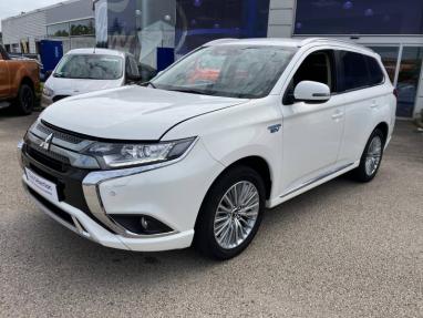 Voir le détail de l'offre de cette MITSUBISHI Outlander PHEV Twin Motor Business 4WD Euro6d-T EVAP 5cv de 2019 en vente à partir de 290.19 €  / mois