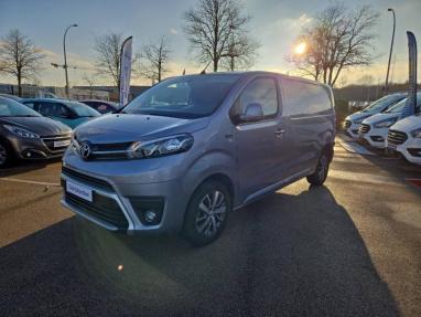 Voir le détail de l'offre de cette TOYOTA PROACE Medium 2.0 D-4D 140 Style MC22 de 2022 en vente à partir de 353.79 €  / mois