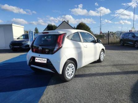 TOYOTA Aygo 1.0 VVT-i 72ch x-play x-app 3p à vendre à Bourges - Image n°5