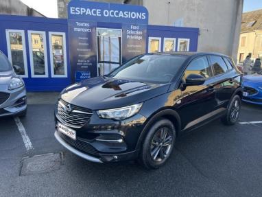 Voir le détail de l'offre de cette OPEL Grandland X 1.5 D 130ch Design & Tech BVA8 de 2021 en vente à partir de 207.8 €  / mois