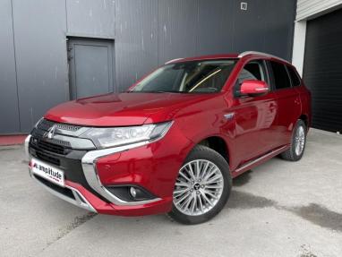 Voir le détail de l'offre de cette MITSUBISHI Outlander PHEV Twin Motor Business 4WD Euro6d-T EVAP 5cv de 2020 en vente à partir de 20 799 € 