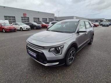 Voir le détail de l'offre de cette KIA Niro 1.6 GDi 141ch HEV Active DCT6 de 2022 en vente à partir de 274.2 €  / mois