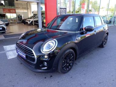 Voir le détail de l'offre de cette MINI Mini 5 Portes Cooper 136ch  Edition Greenwich BVA7 de 2020 en vente à partir de 288.33 €  / mois