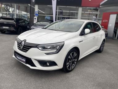 Voir le détail de l'offre de cette RENAULT Megane 1.3 TCe 140ch FAP Intens de 2020 en vente à partir de 14 499 € 