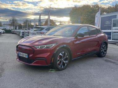 Voir le détail de l'offre de cette FORD Mustang Mach-E 351ch Extended Range 99kWh Premium AWD de 2021 en vente à partir de 324.33 €  / mois