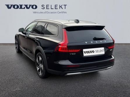 VOLVO V60 Cross Country B4 AWD 197ch Pro Geartronic 8 à vendre à Troyes - Image n°2